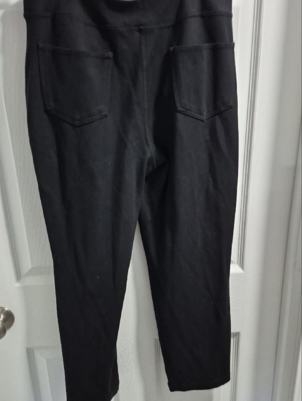 Everyday Black Straight-Leg Pull-On Pants with Side And Rear Pockets - Picture 3 of 6
